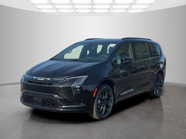 New 2027 Chrysler Pacifica Limited AWD/4WD image 3