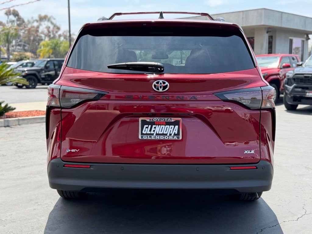 New 2026 Toyota Sienna XLE FWD image 9