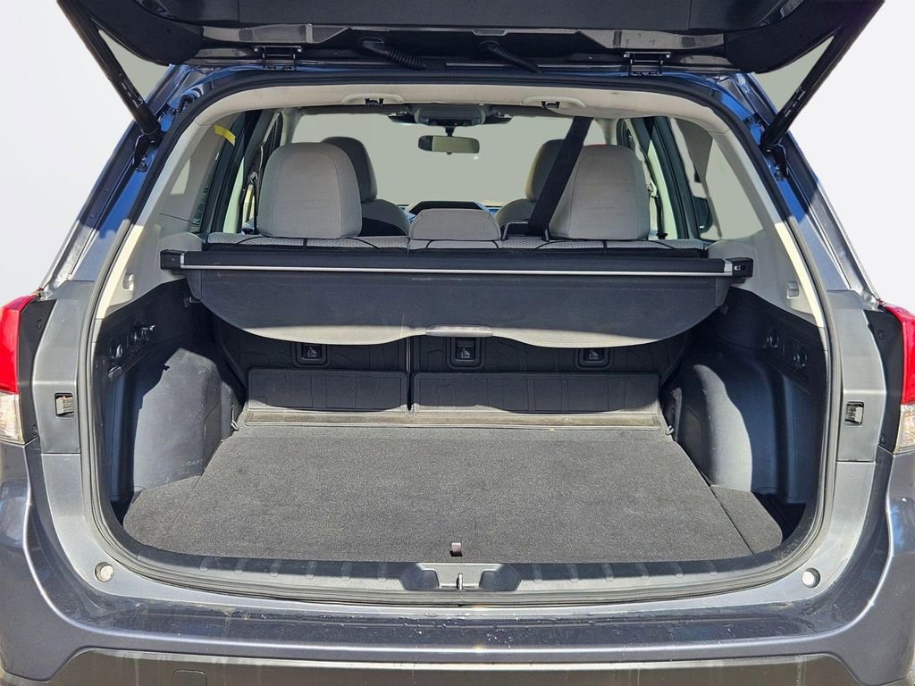 Used 2023 Subaru Forester Premium image 26