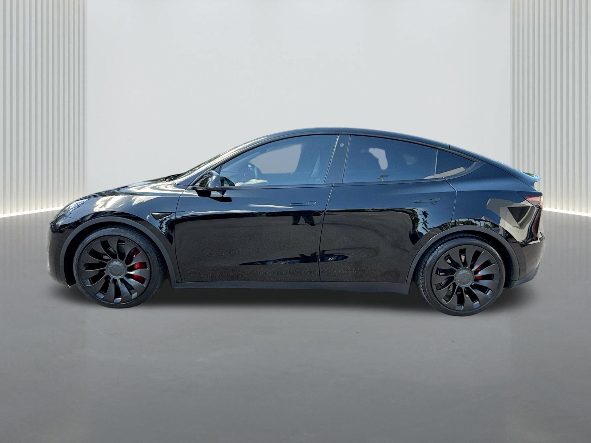 Used 2022 Tesla Model Y Performance AWD/4WD image 2