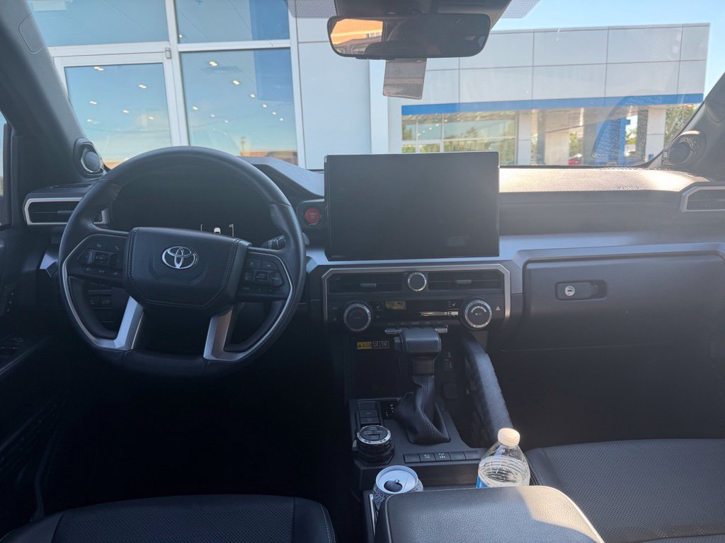 Used 2025 Toyota 4Runner TRD Off-Road Premium AWD/4WD image 6