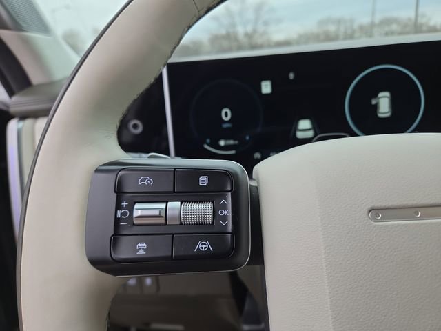 Certified 2025 Hyundai Santa Fe Calligraphy image 17