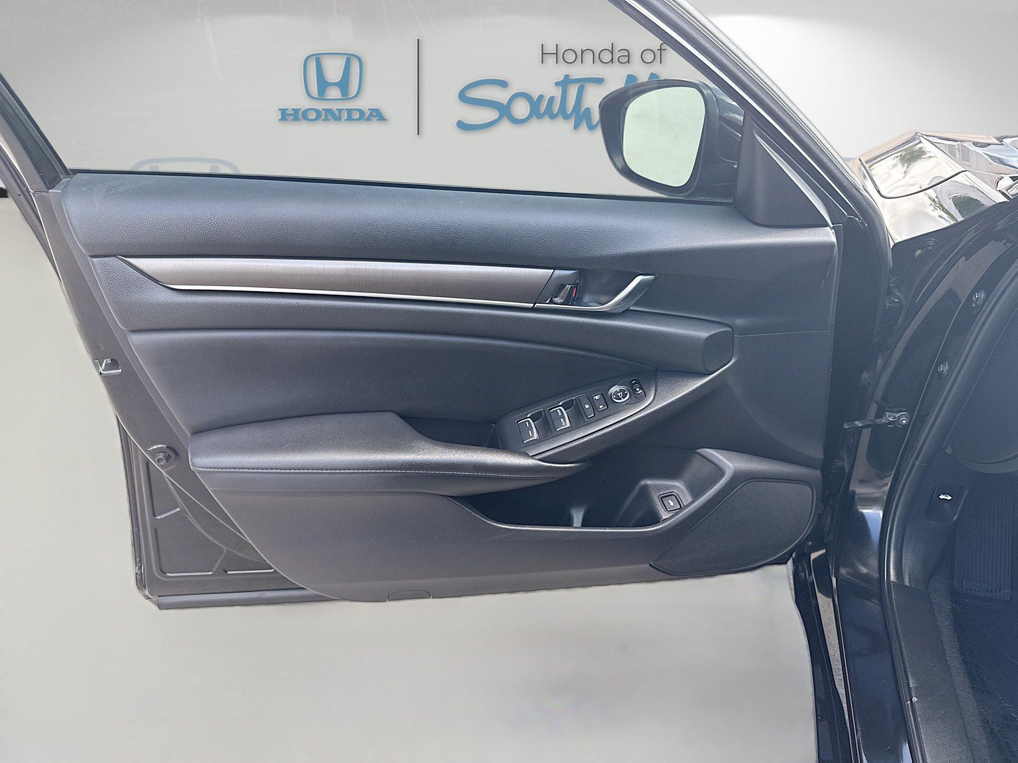 Used 2021 Honda Accord LX image 19