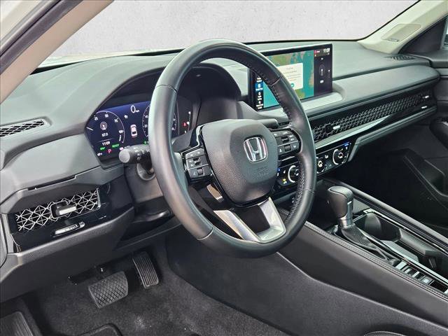 Used 2024 Honda Accord Touring image 10
