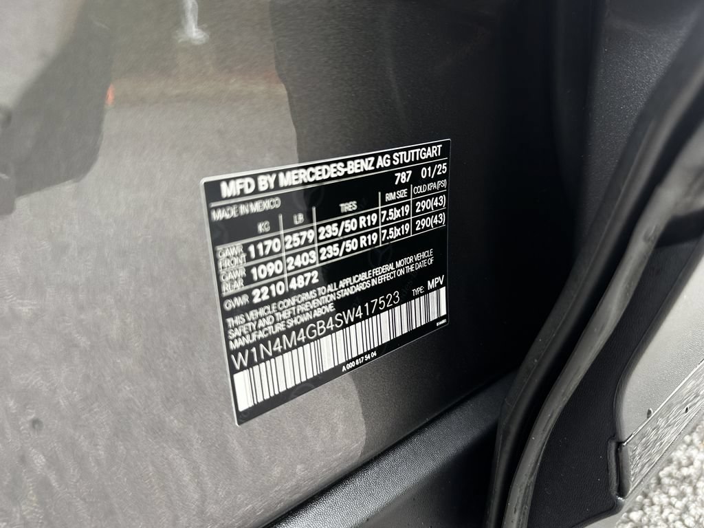 Certified 2025 Mercedes-Benz GLB 250 image 37