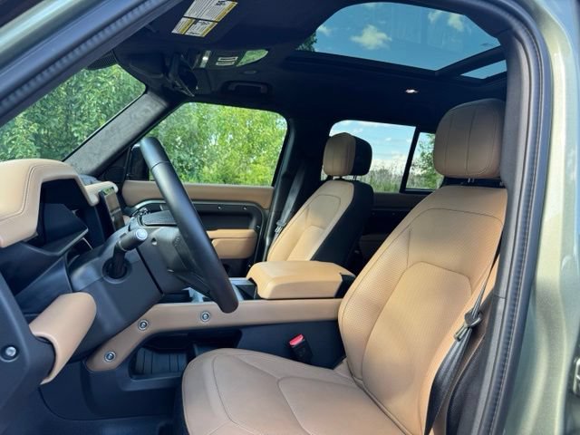 Certified 2025 Land Rover Defender 110 X AWD/4WD image 10