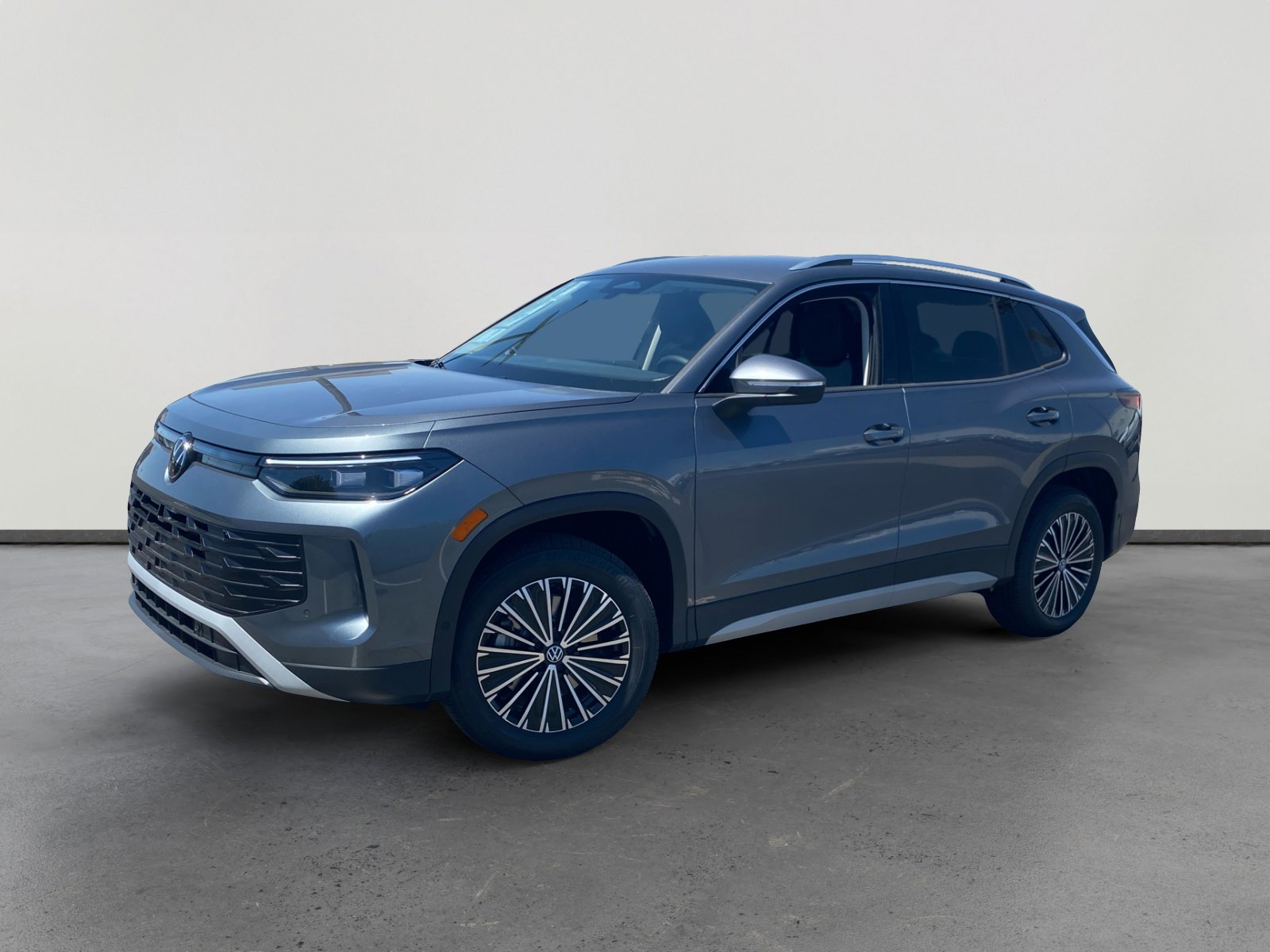 New 2025 Volkswagen Tiguan S