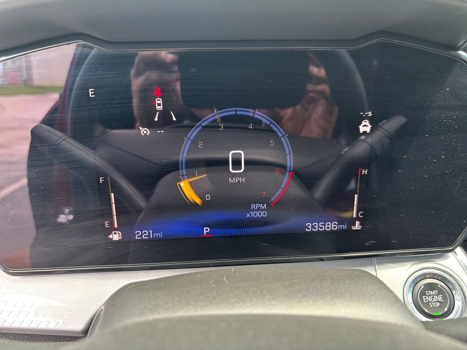 Used 2025 Chevrolet Trax LT FWD image 39