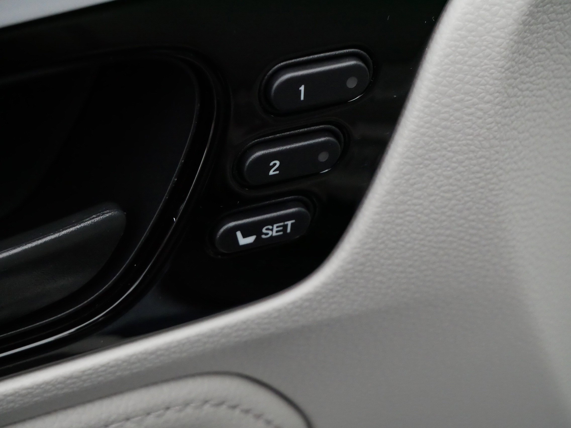 Certified 2026 Honda Odyssey Touring image 19