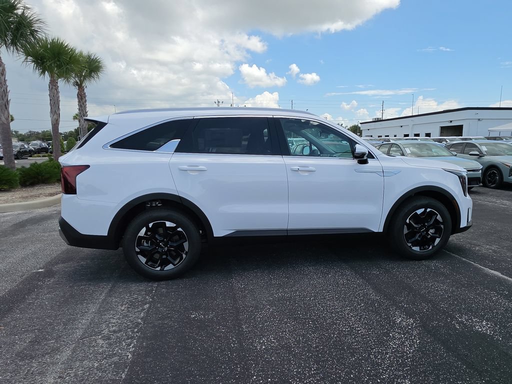 New 2026 Kia Sorento S FWD image 9