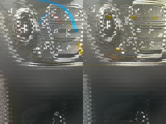 Certified 2024 Chevrolet Equinox Premier image 23