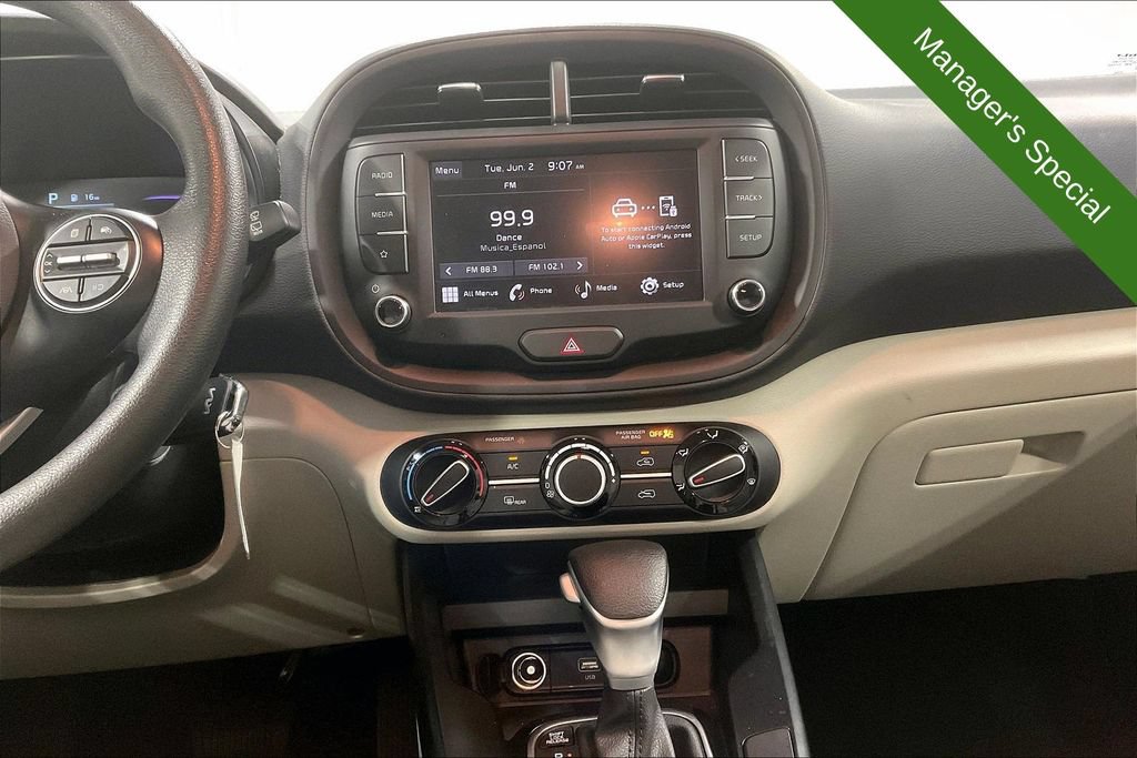 Used 2025 Kia Soul LX w/ LX Technology Package FWD image 7