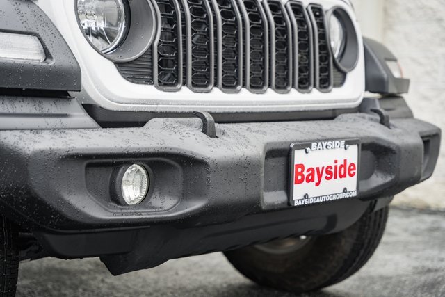 Used 2024 Jeep Wrangler Sport S image 21