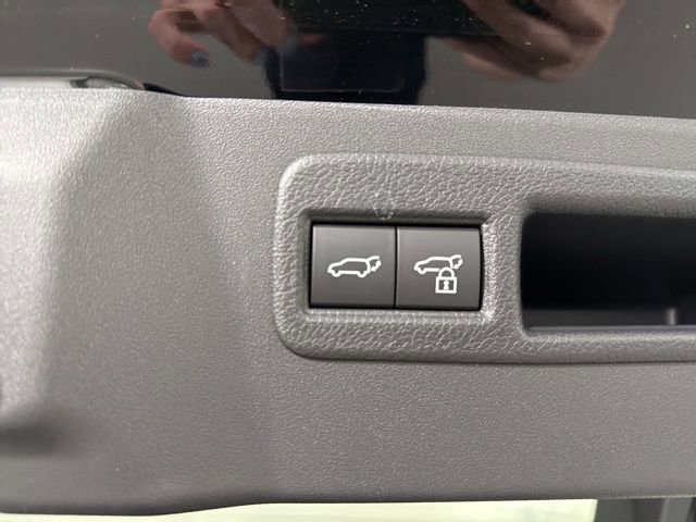 New 2026 Toyota C-HR image 13