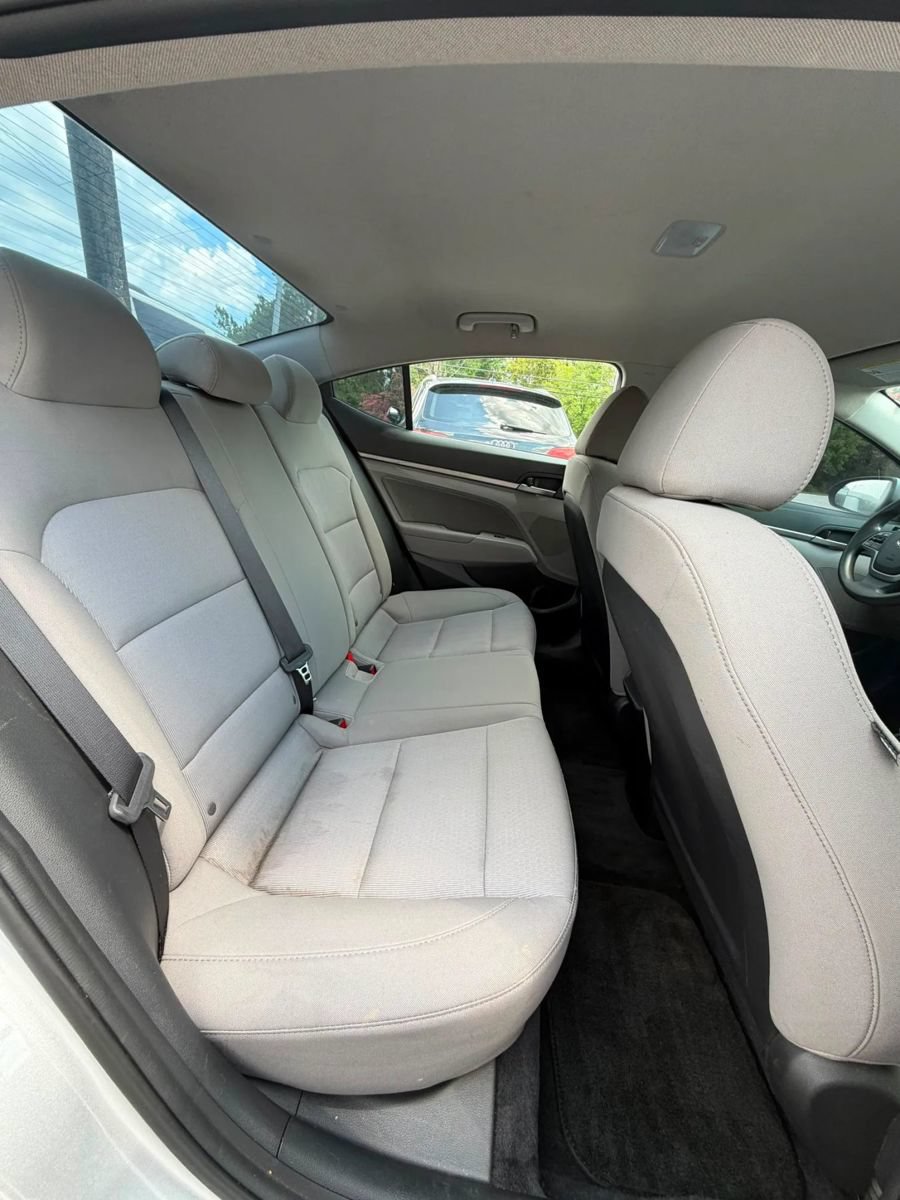 Used 2018 Hyundai Elantra SEL FWD image 15