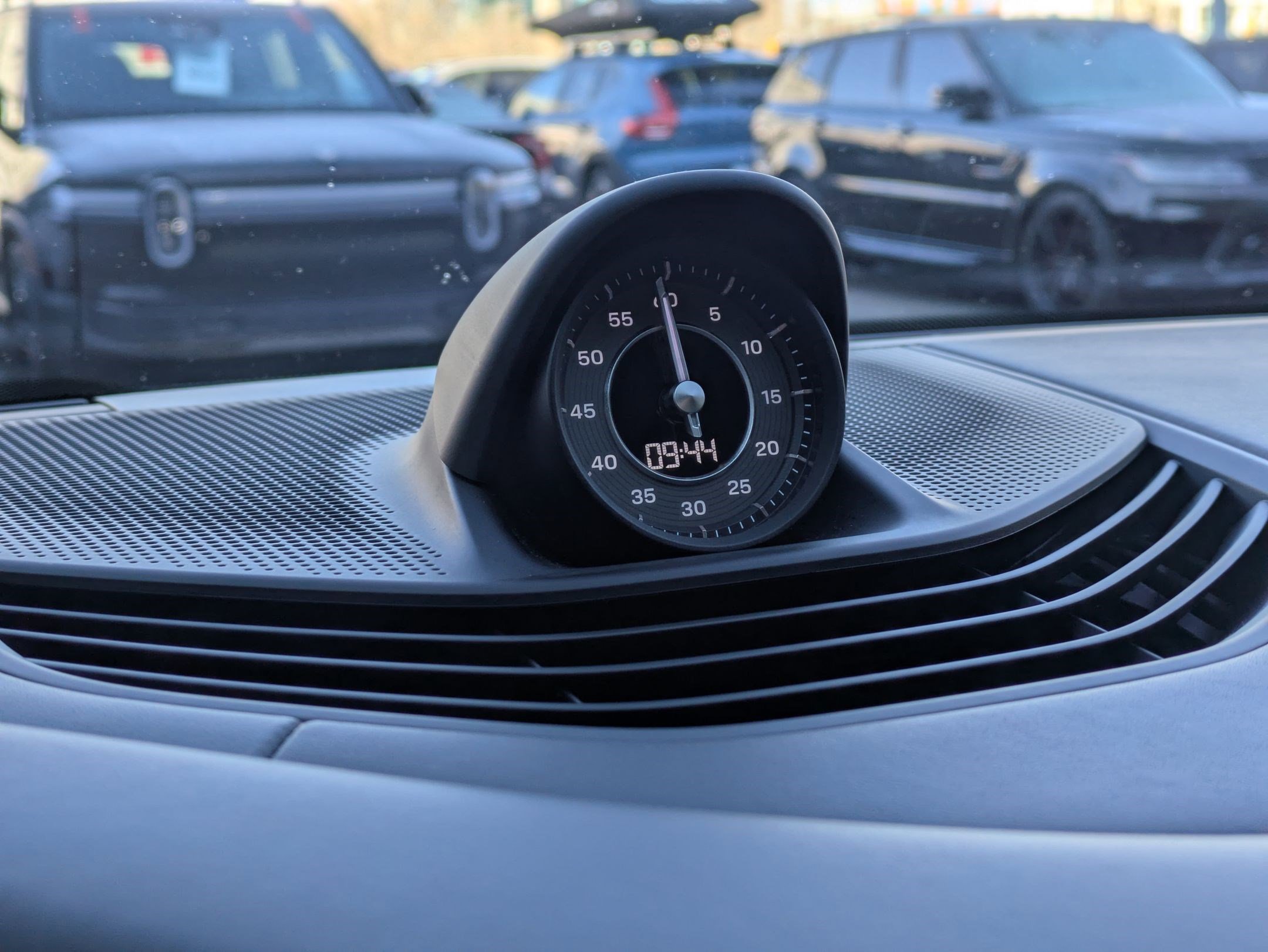 Used 2021 Porsche Taycan Turbo image 25