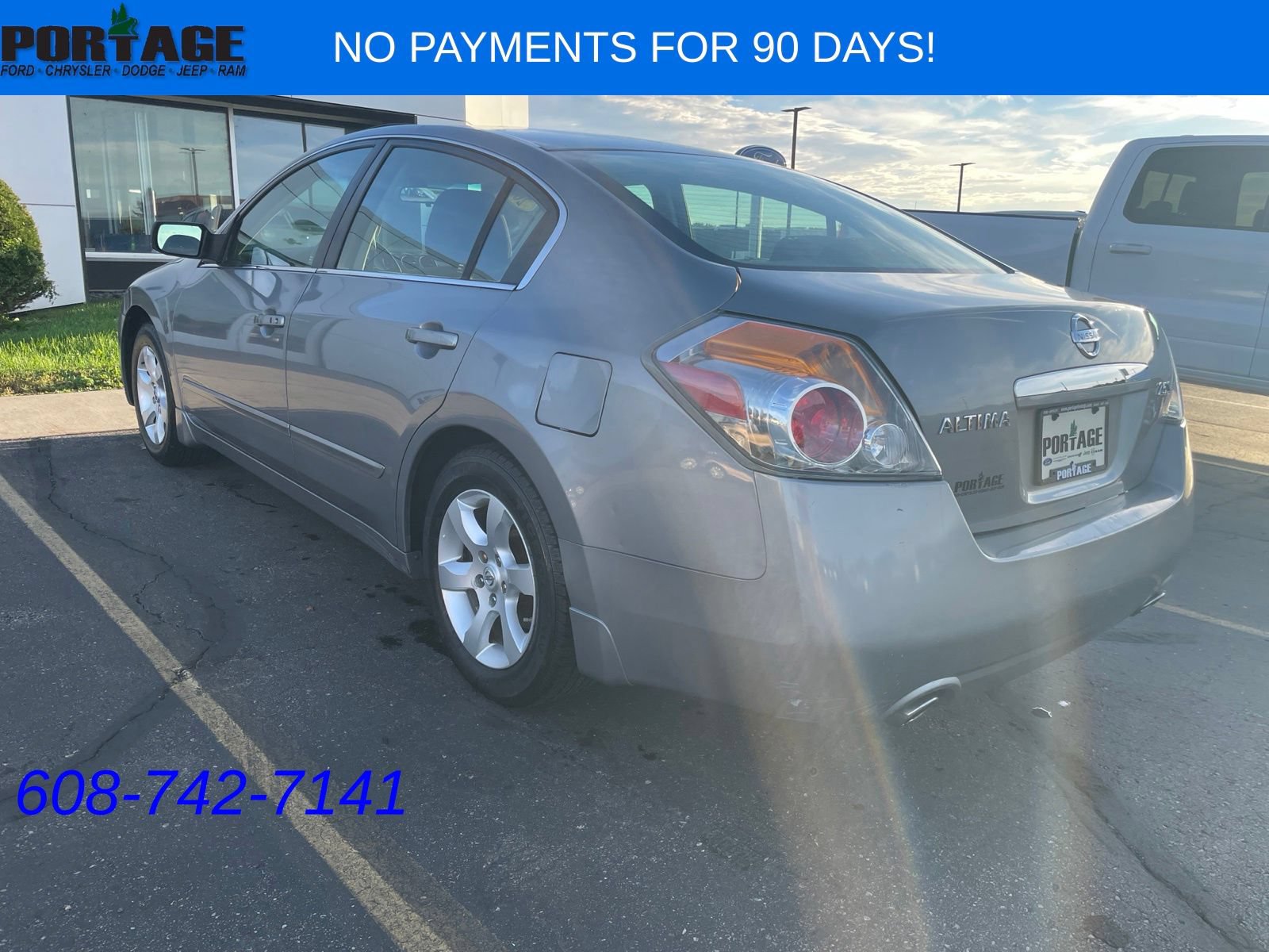 Used 2009 Nissan Altima 2.5 S w/ Convenience Plus Pkg FWD image 4