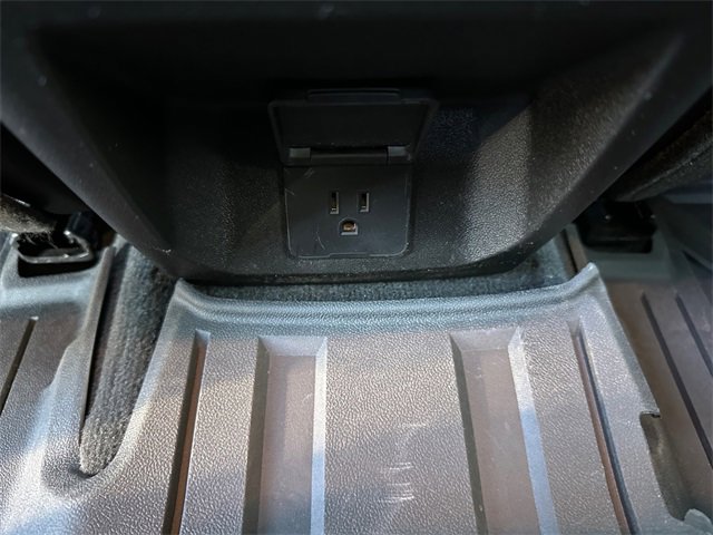 Used 2023 Chevrolet Colorado ZR2 w/ ZR2 Convenience Package III image 38