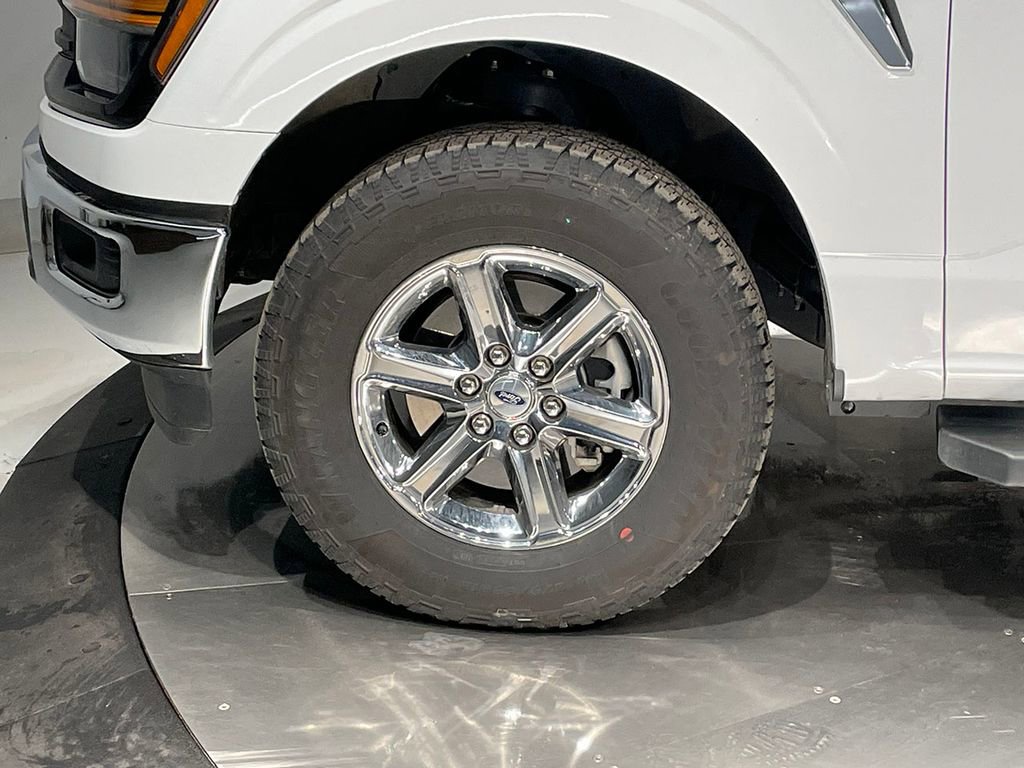 Used 2025 Ford F150 XLT w/ Equipment Group 301A Standard AWD/4WD image 16