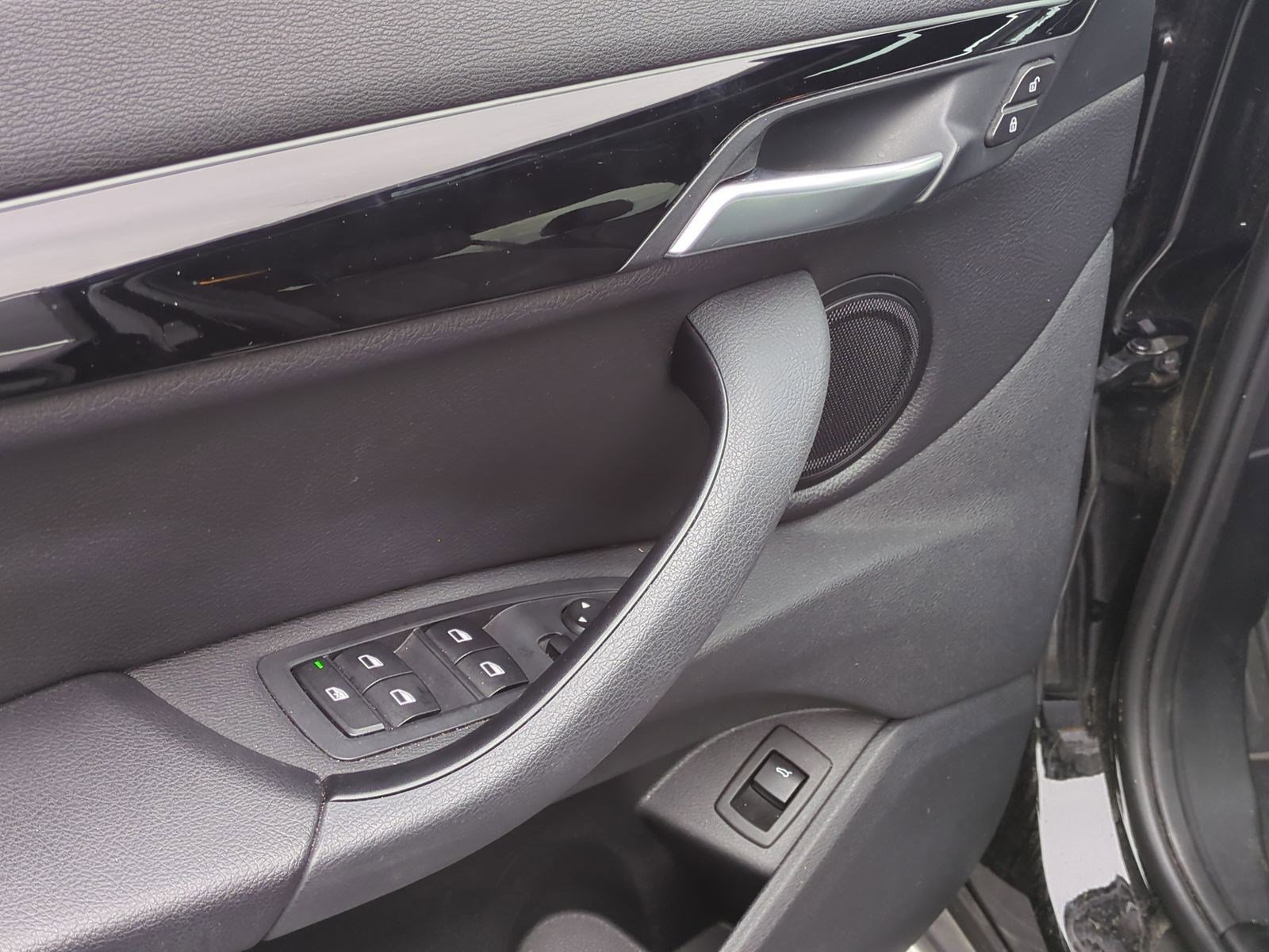 Used 2020 BMW X1 sDrive28i FWD image 15
