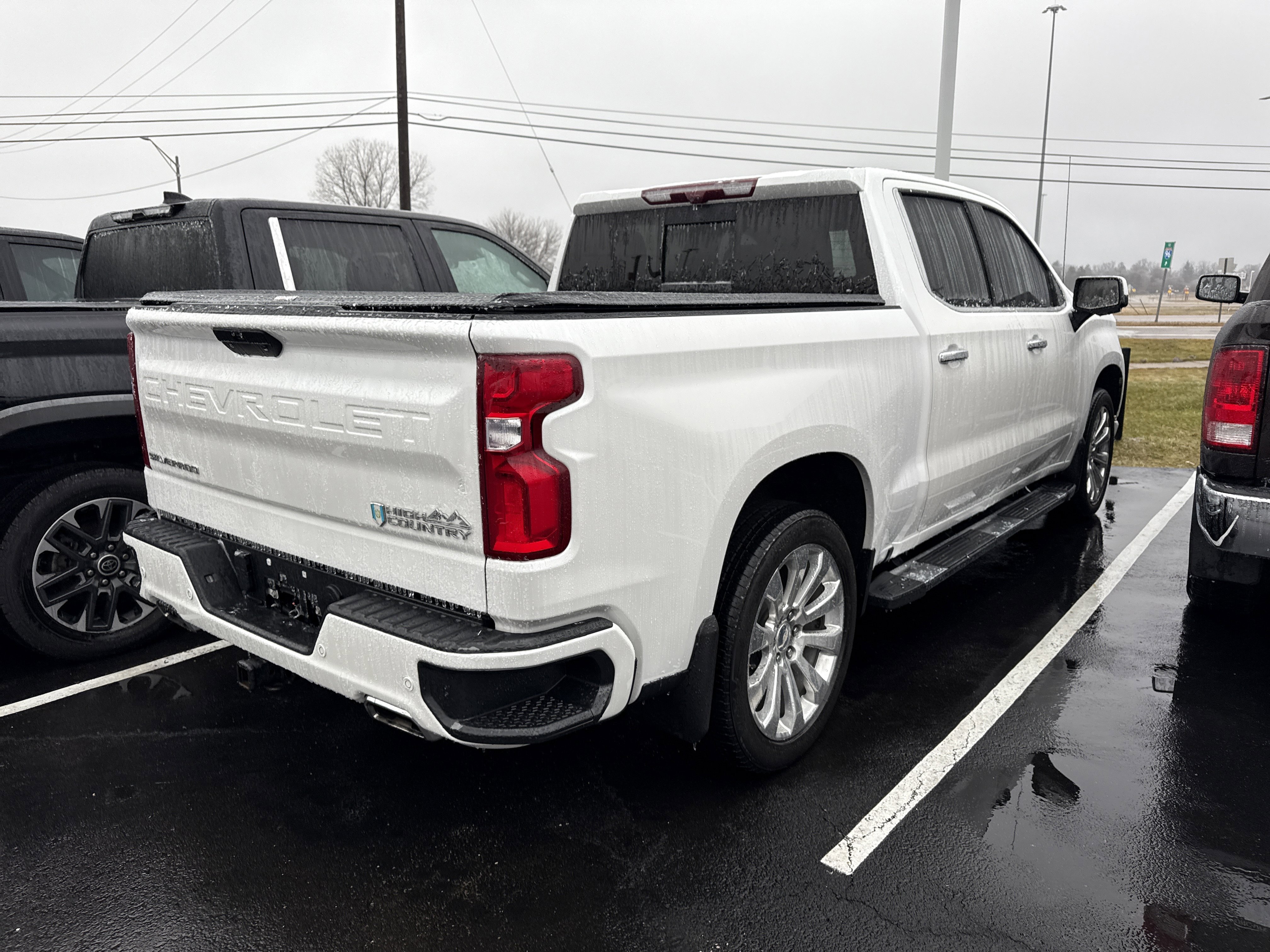 Used 2022 Chevrolet Silverado 1500 High Country image 5