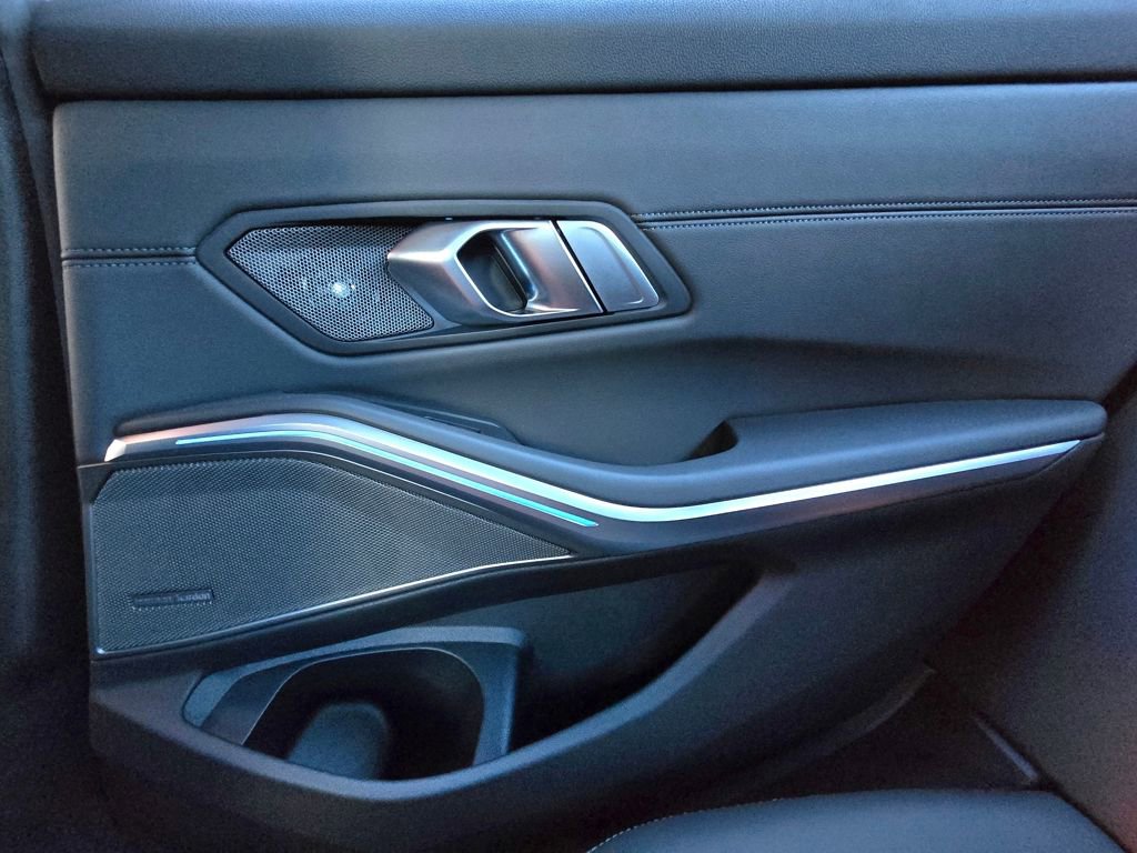 Used 2023 BMW M3 Competition w/ Executive Package image 25