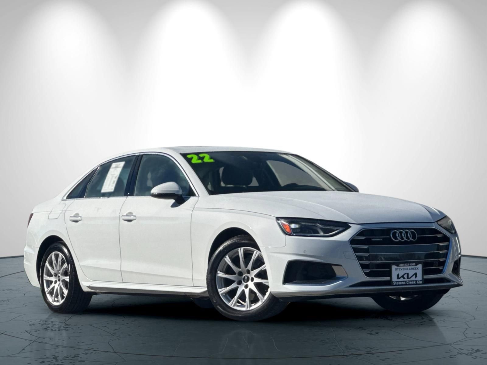 Used 2022 Audi A4 2.0T Premium w/ Convenience Package image 2