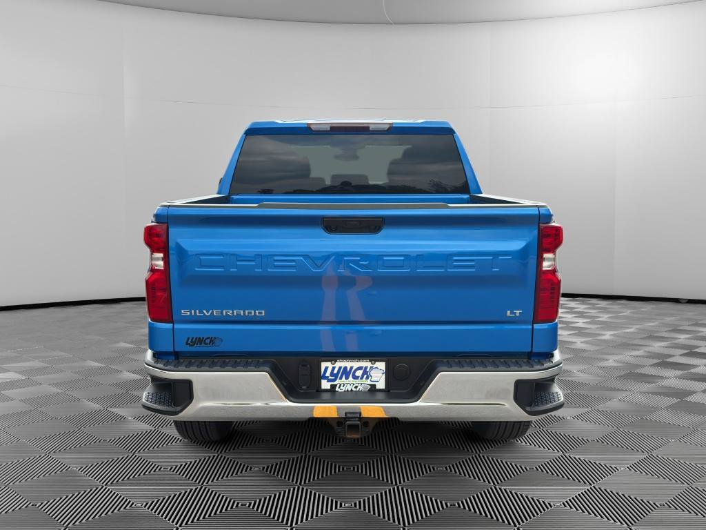 Used 2025 Chevrolet Silverado 1500 LT AWD/4WD image 3