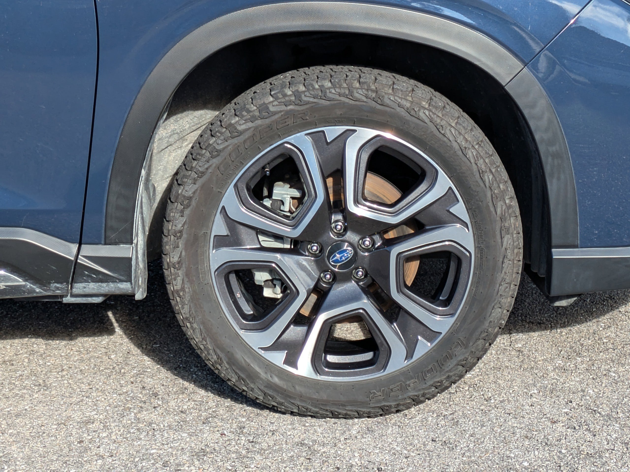 Used 2023 Subaru Ascent Limited image 11