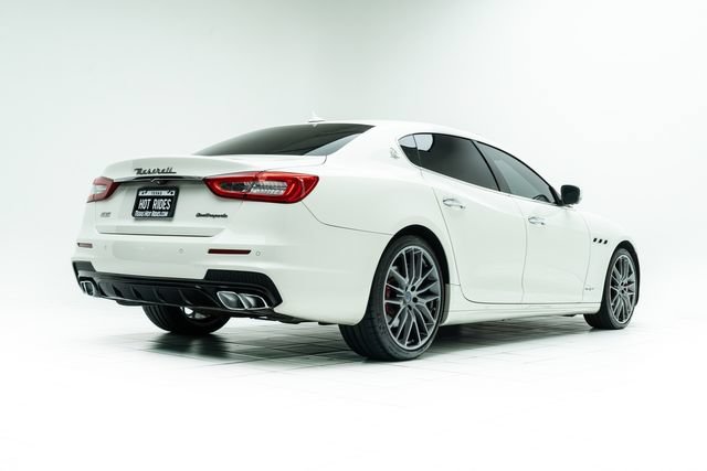 Used 2017 Maserati Quattroporte GTS GranSport RWD image 12