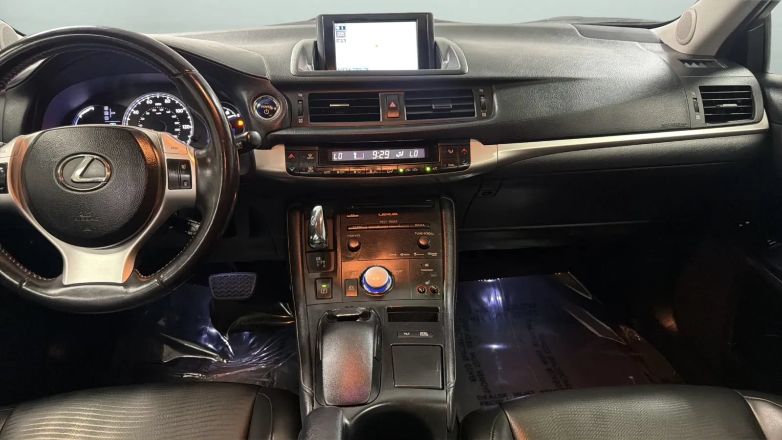 Used 2013 Lexus CT 200h w/ Premium Pkg w/Navigation FWD image 16