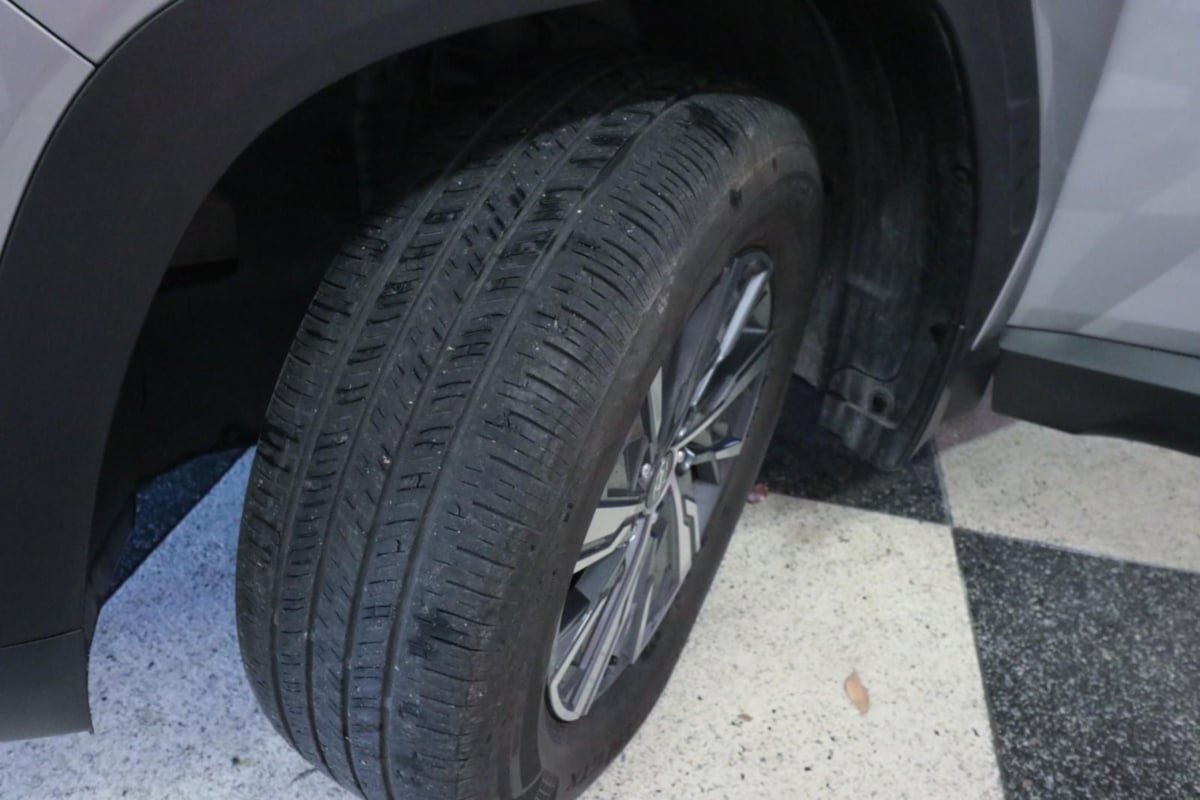 Used 2023 Hyundai Tucson Blue w/ Cargo Package AWD/4WD image 9