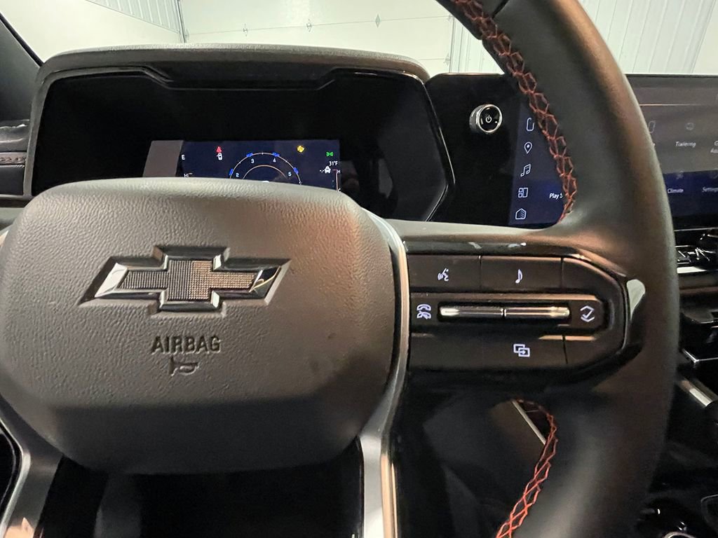 Used 2023 Chevrolet Colorado Z71 w/ Z71 Convenience Package 2 image 38