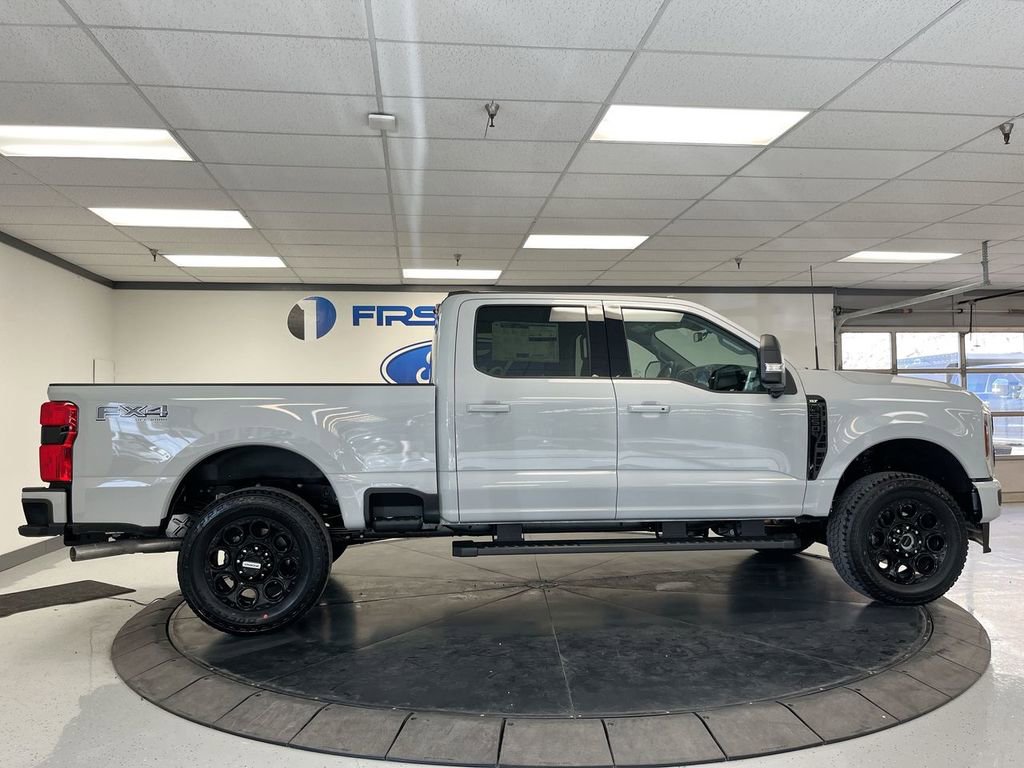 New 2026 Ford F350 XLT w/ XLT Premium Package AWD/4WD image 9