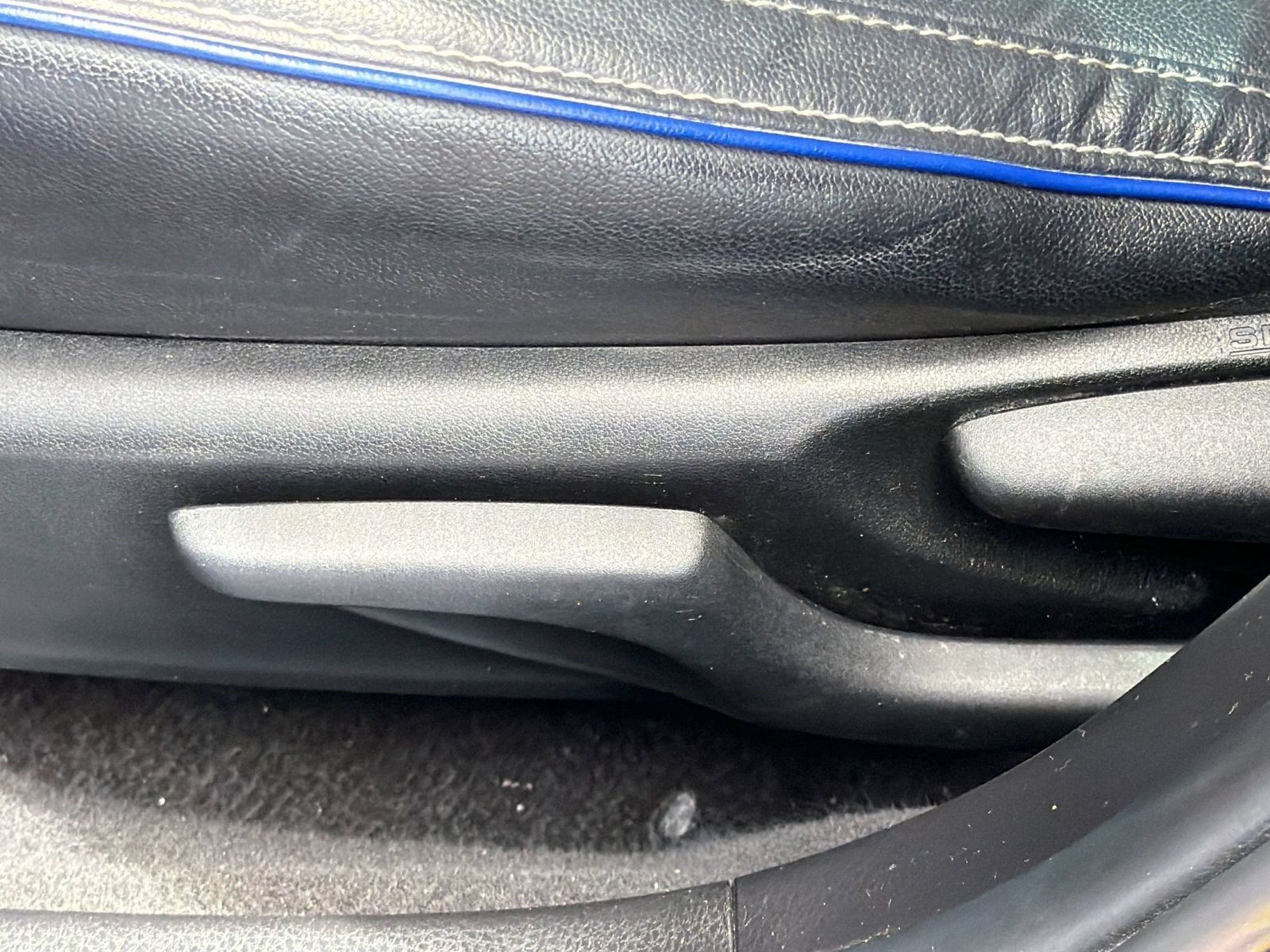 Used 2018 Toyota Corolla SE FWD image 15