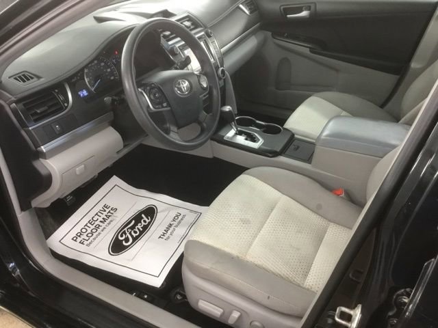 Used 2012 Toyota Camry LE image 11