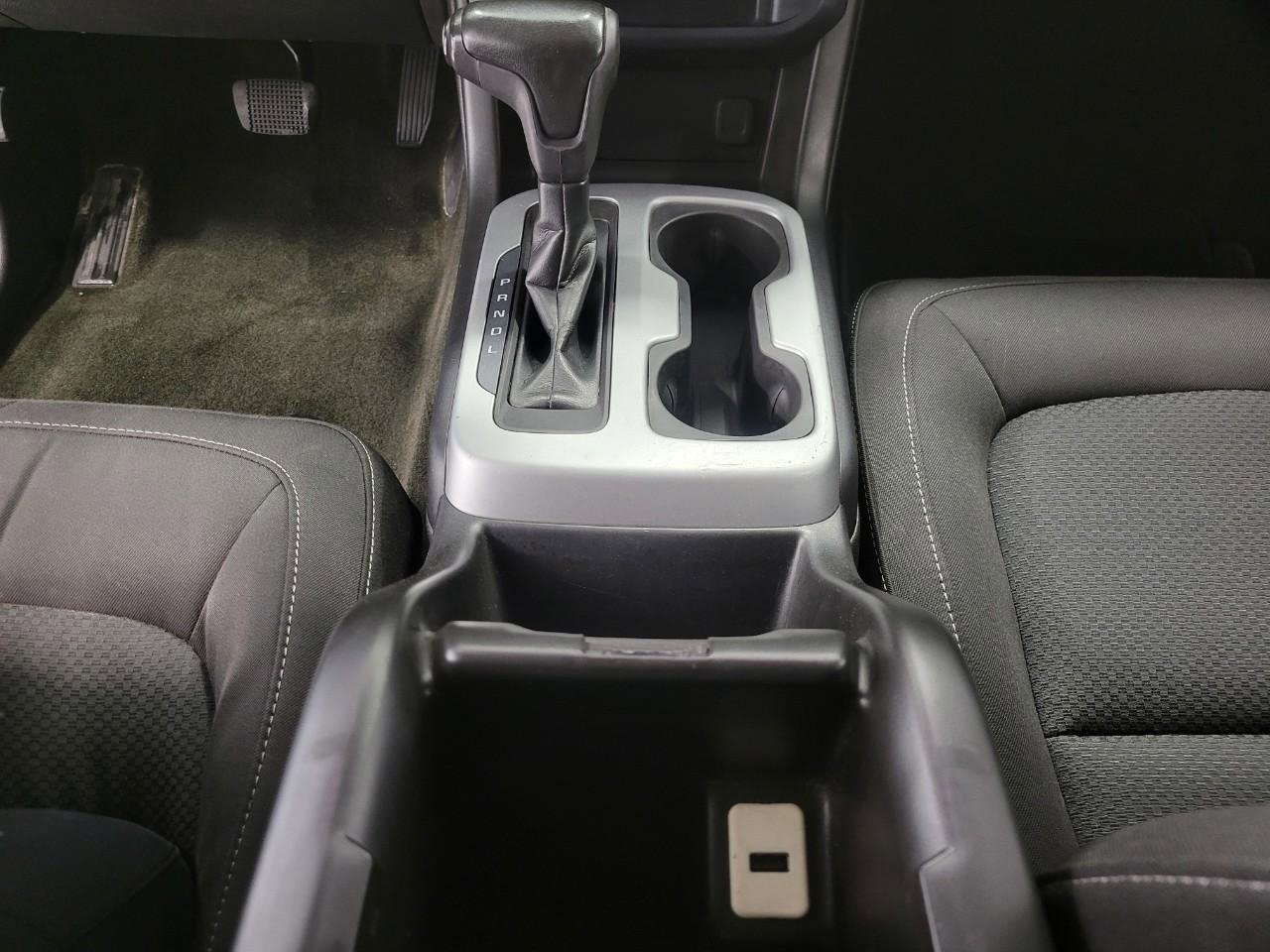 Used 2018 Chevrolet Colorado LT image 17