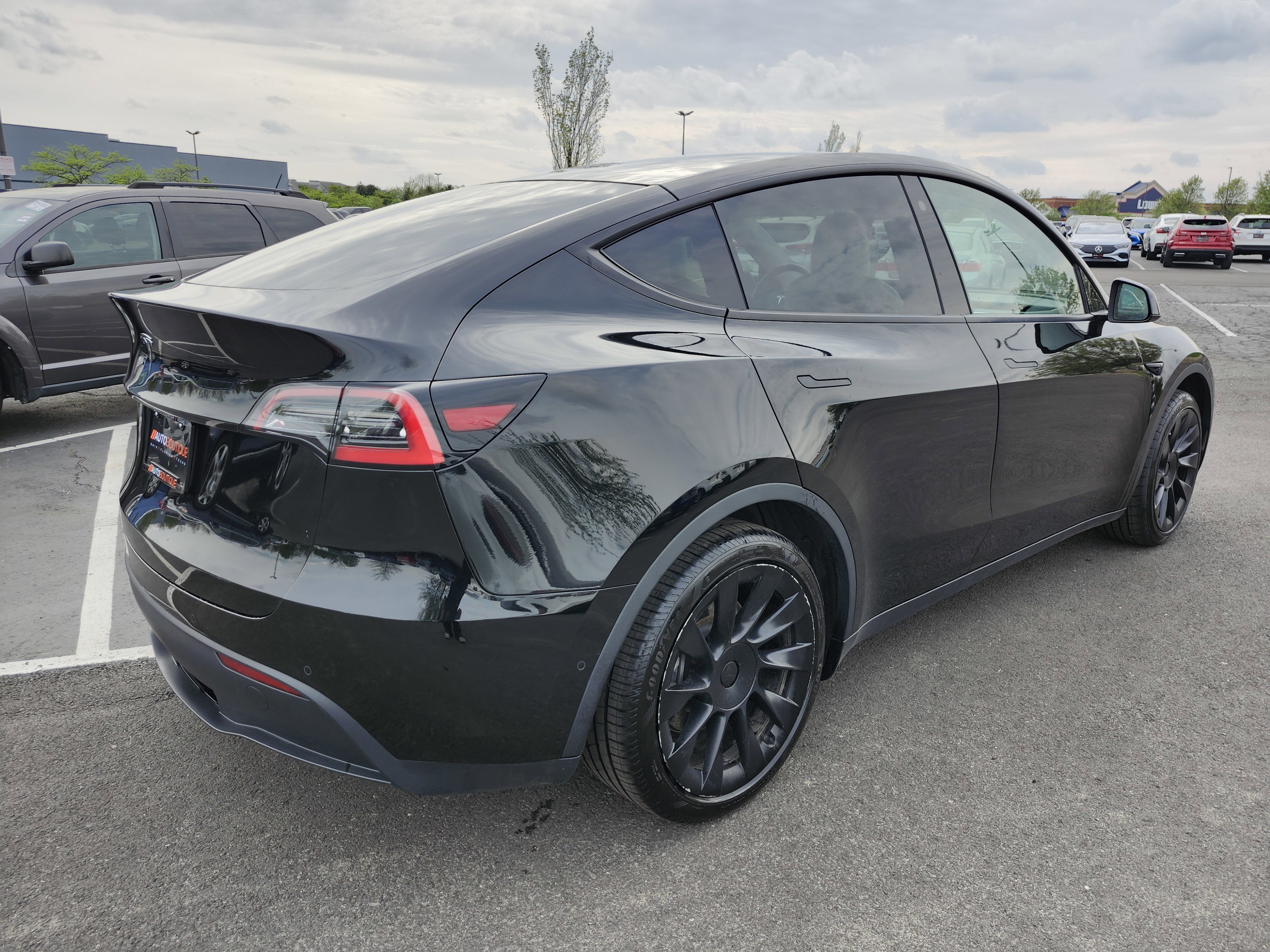 Used 2021 Tesla Model Y 2WD image 16