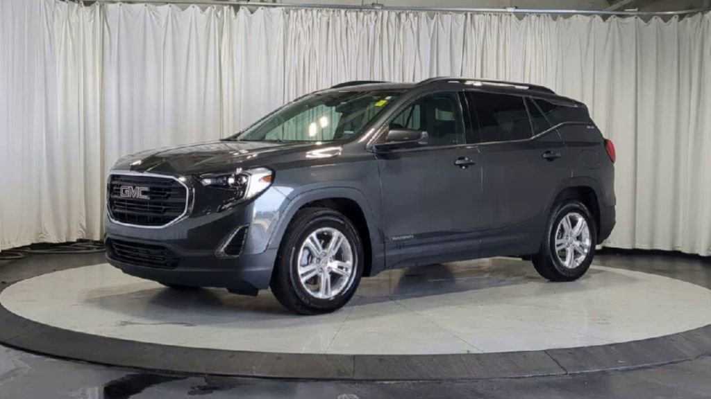 Used 2019 GMC Terrain SLE w/ Driver Convenience Package FWD image 5