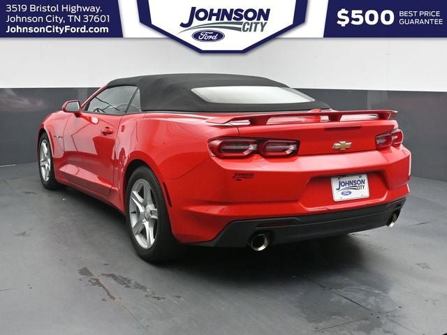 Used 2020 Chevrolet Camaro LT RWD image 8