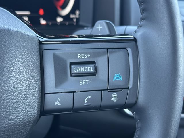 Certified 2025 Nissan Rogue SL AWD/4WD image 28