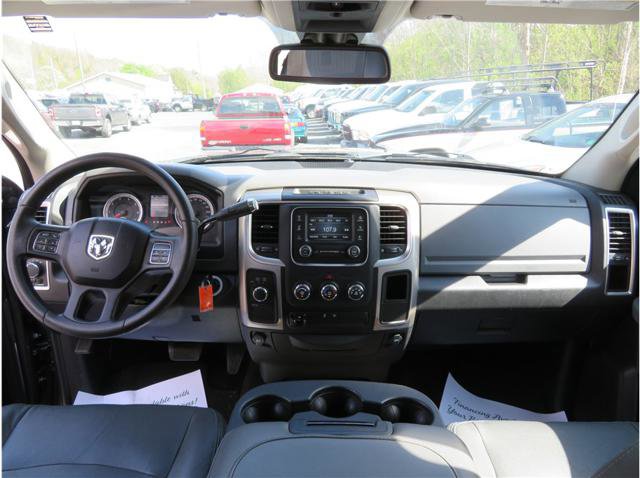 Used 2016 RAM 2500 SLT AWD/4WD image 6