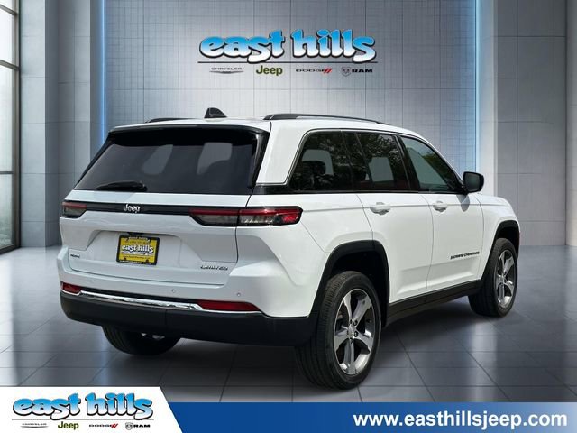 Certified 2023 Jeep Grand Cherokee Limited w/ Trailer Tow Prep Group (B) AWD/4WD image 3