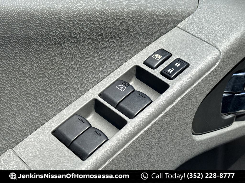 Used 2017 Nissan Frontier SV RWD image 26