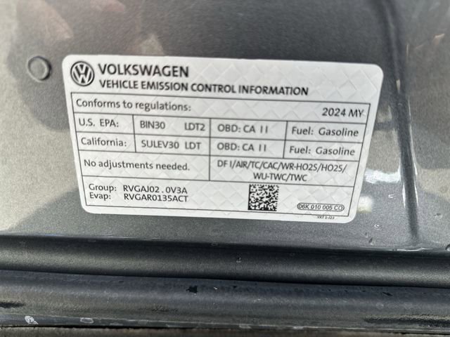 Used 2024 Volkswagen Tiguan SE AWD/4WD image 31