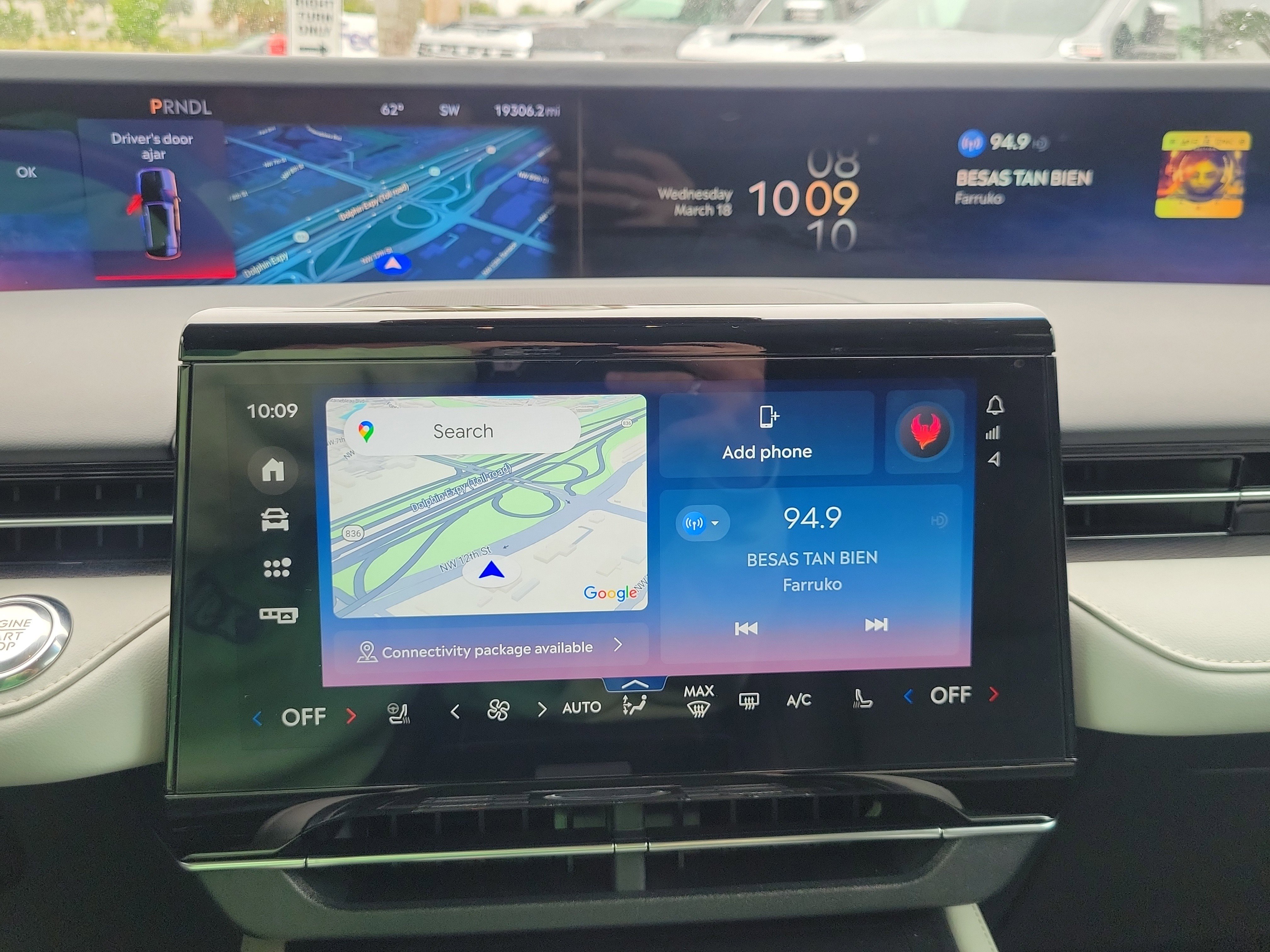 Used 2024 Lincoln Nautilus Premier image 11