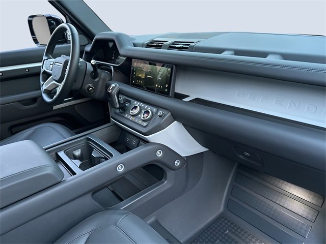 Used 2024 Land Rover Defender 110 S image 11