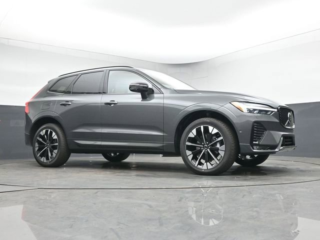 New 2026 Volvo XC60 B5 Plus w/ Protection Package Premier image 38