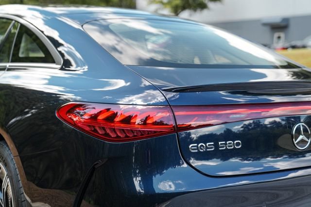 Used 2023 Mercedes-Benz EQS 580 4MATIC Sedan image 15