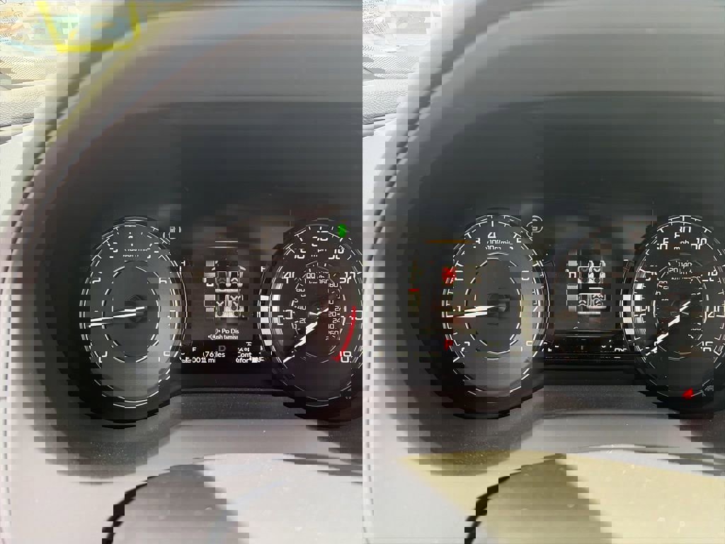 Used 2025 Acura RDX SH-AWD image 17